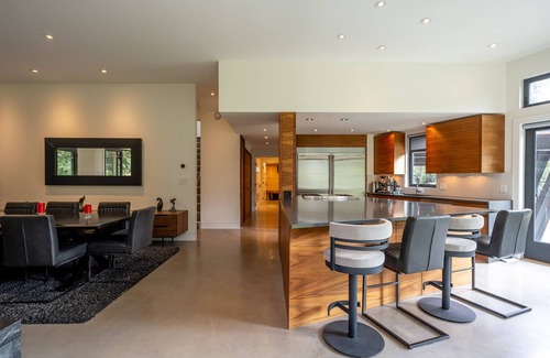 Whistler Cay Estates House | Spacious 4-Bedroom Home with Hot Tub Near Ski Lifts