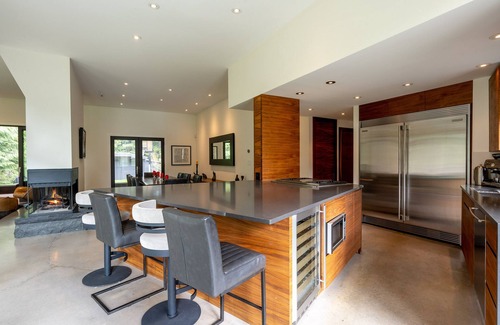 Whistler Cay Estates House | Spacious 4-Bedroom Home with Hot Tub Near Ski Lifts