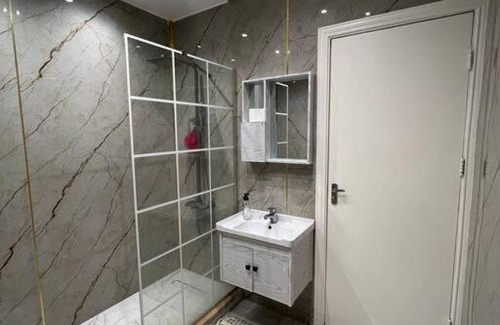 Aqaba Apartment | Family-Friendly 4-Bedroom Apartment with High Guest Ratings