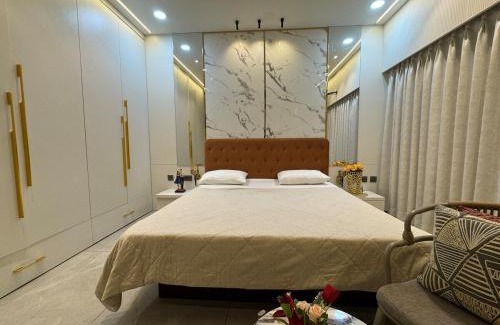 Vadodara Villa | Luxury 4BHK w Deck NRI Friendly Stay Vadodara