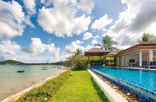 Plai Laem Villa | Elegant 4BR Beachfront Villa with Private Pool in Bophut