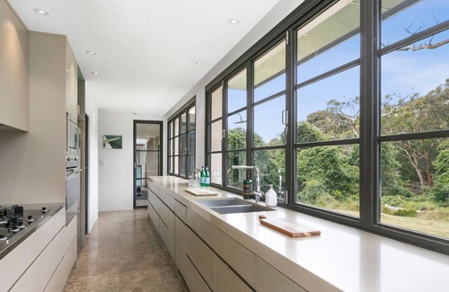 Balgowlah Heights House | Cozy Reef Retreat Near Sydney Harbour National Park