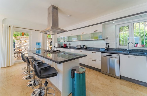 Kalkan Villa | Gorgeous 5-Bedroom Villa with Private Pool in Kisla Kalkan