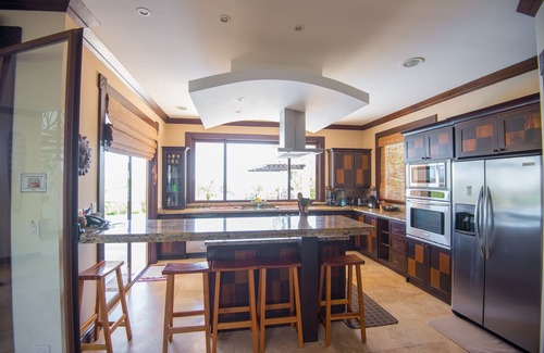 Samara Villa | Exclusive 4-Bedroom Retreat with Private Pool, Steps to Beach