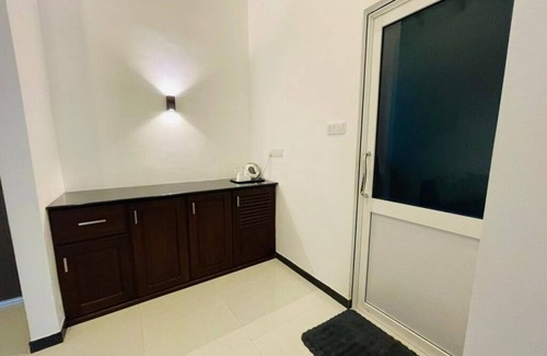 Habaraduwa Villa | Private Cabanas with Ocean Views Steps from the Beach