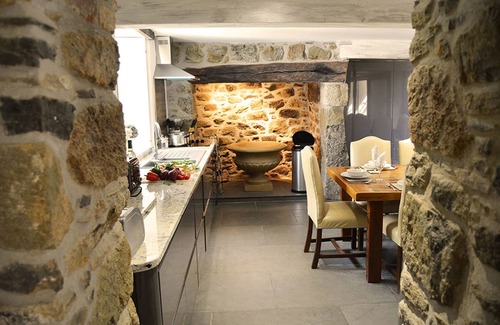 Helston Other | Elegant 5-Star Farmhouse on Lizard Peninsula with Breakfast