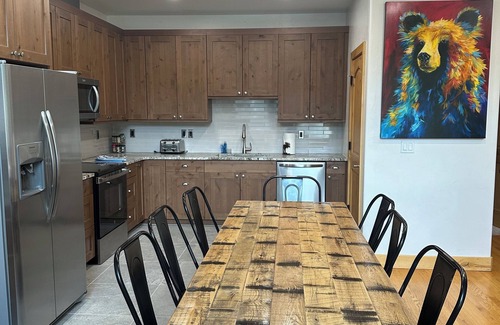 Winter Park House | Exquisite 5BR Retreat with Spa Near WP Ski Resort