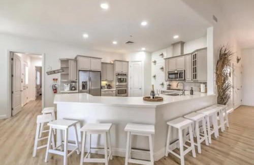 Henderson Villa | Relaxing 5BR Home with Pool, Hot Tub & RV Parking