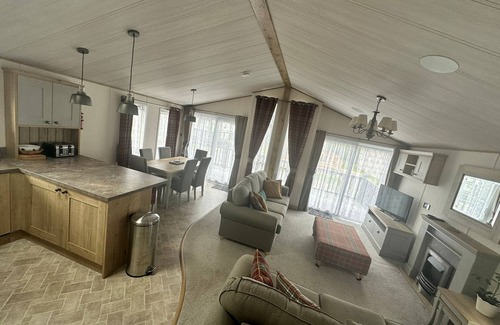 New Forest District Cabin | Family-Friendly Lodge in the Heart of New Forest Adventure