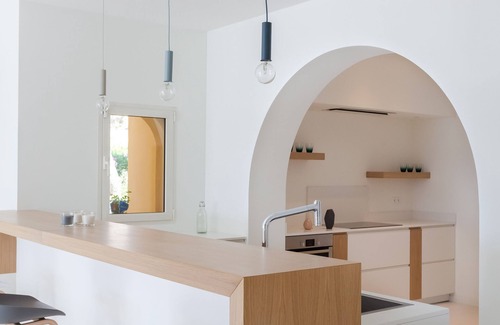 Carry-le-Rouet Villa | Seafront Villa with Pool & Direct Beach Access – 10/10 Rated