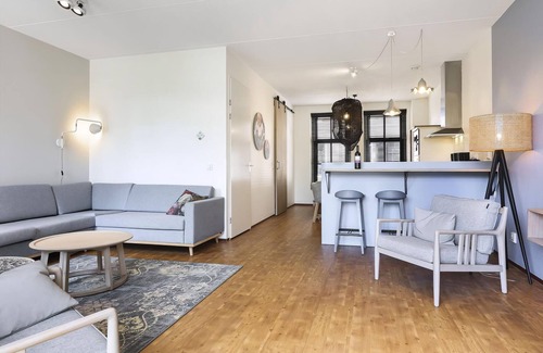 Anjum House | Elegant 8-Person Residence at Landal Esonstad Holiday Park
