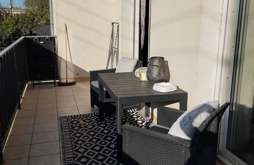 Saint-Pierre-des-Corps Apartment | Elegant Apartment Near SNCF Station & Châteaux Loire