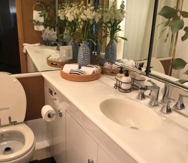 Marina del Rey Boat Rental | Elegant Yacht Paradise: 3 Bedrooms with Breathaking Marina View