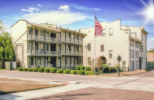 Maysville Apartment | Character and Comfort Await in Maysville, Kentucky
