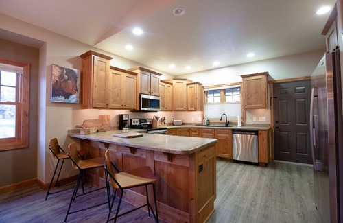 Lower Rattlesnake House | Indulge in Comfort and Style Near Missoula's Top Spots