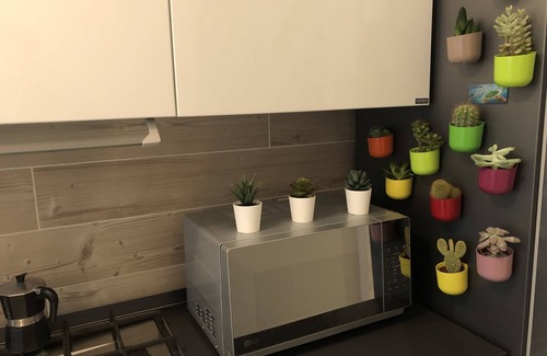 Porta Genova Apartment | Elegant Flat with Spa and Hot Tub in Central Milan