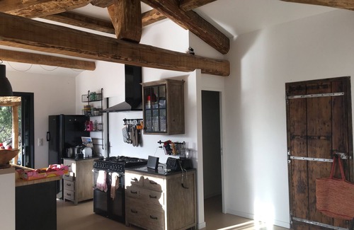Figari House | Serene Villa with Pool, Just 10 Minutes from the Beach