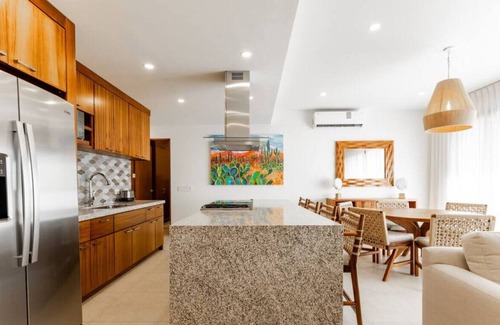 Libertad Apartment | Luxury and spacious 3 bedroom condo