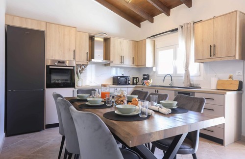 Chalikounas House | Discover Tranquility at Halicouna's Perfect Gem
