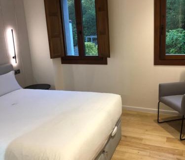 Santiago de Compostela Apartment | Relaxing Apartment with Jacuzzi and Spa Amenities