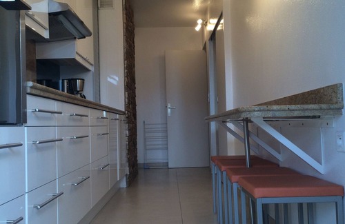 Centre Ville Apartment | Elegant Apartment in Prime Location – Experience Parisian Life