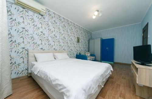 Darnyckyj Apartment | Scenic Apartments with Lake Views, Pet-Friendly Amenities