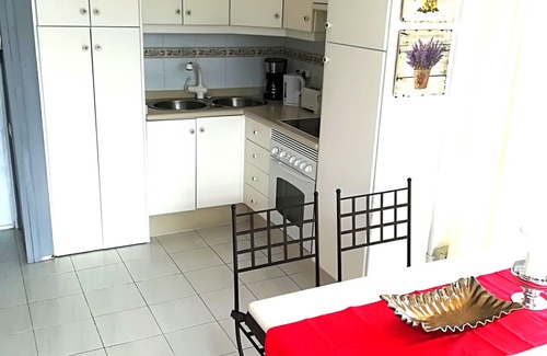 Puerto de la Cruz Apartment | Dreamy Oceanfront Retreat with Two Bedrooms & Terraces