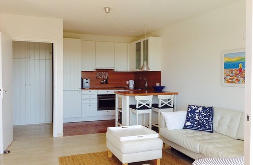 Pardigon Apartment | Oceanfront Apartment with Breathtaking Views & Pool