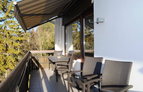Seefeld in Tirol Apartment | Dreamy Alpenblick Apartment with Pool & Ocean View