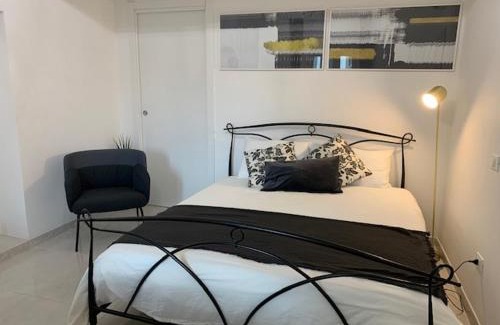 Campagnano di Roma Apartment | Elegant Retreat in Rome Countryside - Francigena with Ocean View