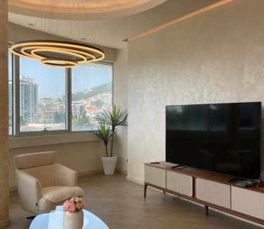 Maini Apartment | Elegant Apartment 1: Your Gateway to Comfort and Style