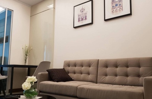 Ratchathewi Condo | Luxury Apartment ,1BR,Pool,Gym, 6mins to BTS Phayathai ,Rooftop Garden