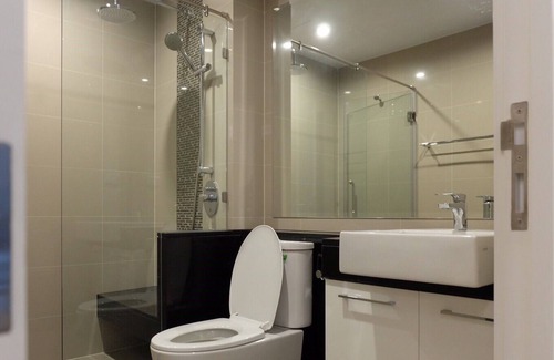 Ratchathewi Condo | Luxury Apartment ,1BR,Pool,Gym, 6mins to BTS Phayathai ,Rooftop Garden