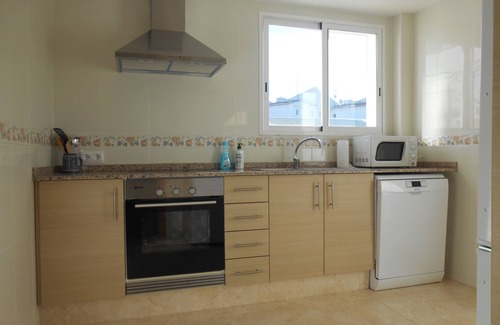 Platja de l'Arenal Apartment | Elegant Apartment Steps from Arenal Beach with Ocean View