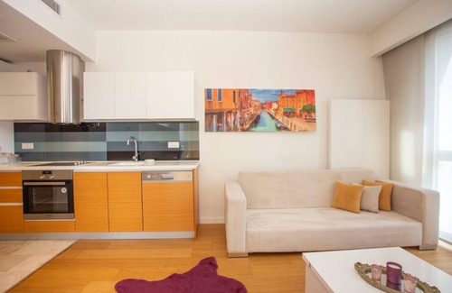 Bagcilar Apartment | Luxury Apartment Close to Mall Of Ist & Airport
