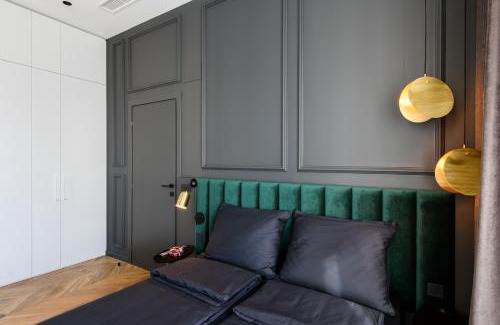 Trieste City Centre Apartment | Elegant Apartment with Terrace Overlooking Piazza Oberdan