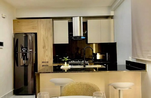 Yolanda Morales Apartment | Modern Apartment in Piantini with Pool and Pet-Friendly Options