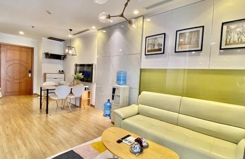 Tu Liem Apartment | Elegant Apartment for Rent at Vinhomes SkyLake Phạm Hùng
