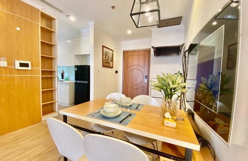 Tu Liem Apartment | Elegant Apartment for Rent at Vinhomes SkyLake Phạm Hùng