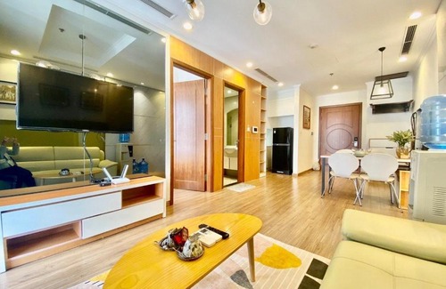 Tu Liem Apartment | Elegant Apartment for Rent at Vinhomes SkyLake Phạm Hùng