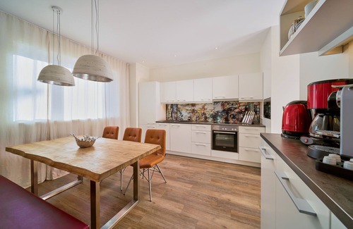 Maxglan Villa | Elegant Hellbrunn II Villa in Salzburg with Family Amenities