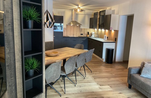 Vorderglemm Apartment | Stylish Iglsberg Apartment in Saalbach for 8 Guests