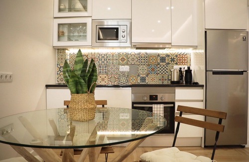 Se Apartment | Elegant Apartment in Faro City with Family-Friendly Amenities