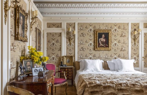 Vicenza Apartment | Elegant Apartment in a Historic Setting with Spa & Kitchen