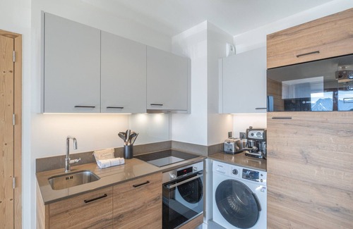 Viel-Alpe Apartment | Cozy Apartment Huez: 1 Bedroom for Perfect Family Stay