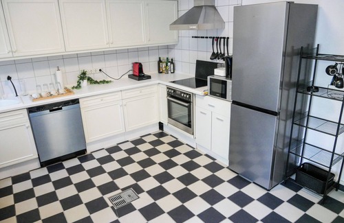 Lindenthal Apartment | Luxury apartment in listed old villa 300m² garden, Cologne-Lindenthal