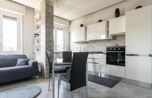 Ripamonti Corvetto Apartment | Luxury apartment in Prada District near MM Brenta & Milan Center - ideal for BUSINESS profiles