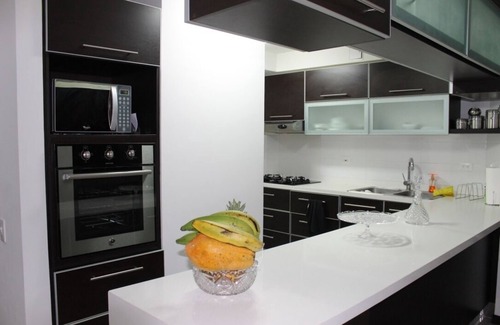 Cali Apartment | Elegant Apartment in Prime Cali Neighborhood with Pool