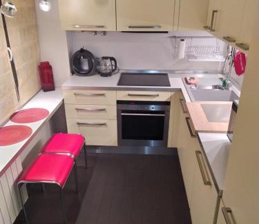 Lypky Apartment | Elegant Apartment in the Capital with Perfect 10/10 Rating