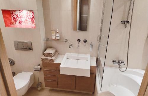 Lypky Apartment | Elegant Apartment in the Capital with Perfect 10/10 Rating